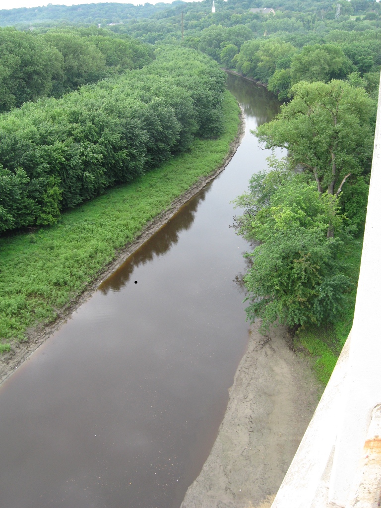 pics/03_mn_river.jpg