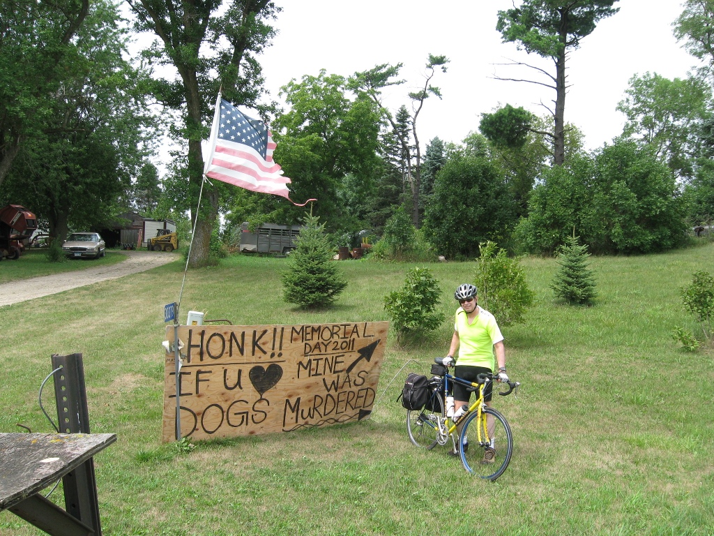 pics/18_honk_if_you_love_dogs.jpg