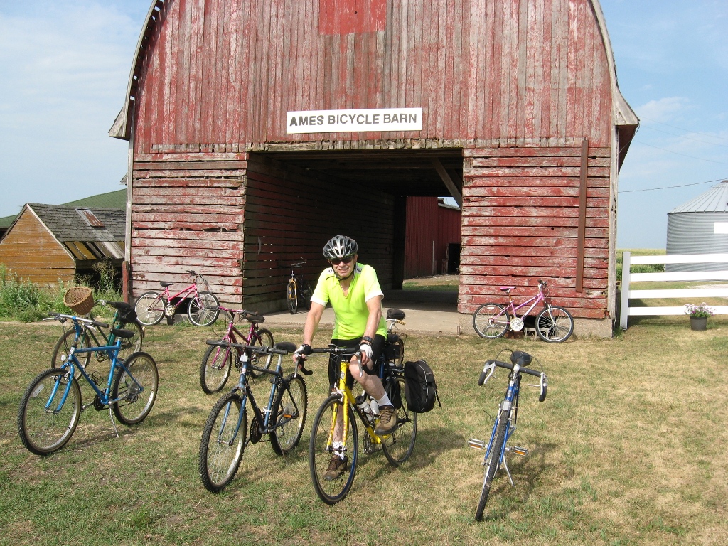 pics/40_ames_bicycle_barn.jpg