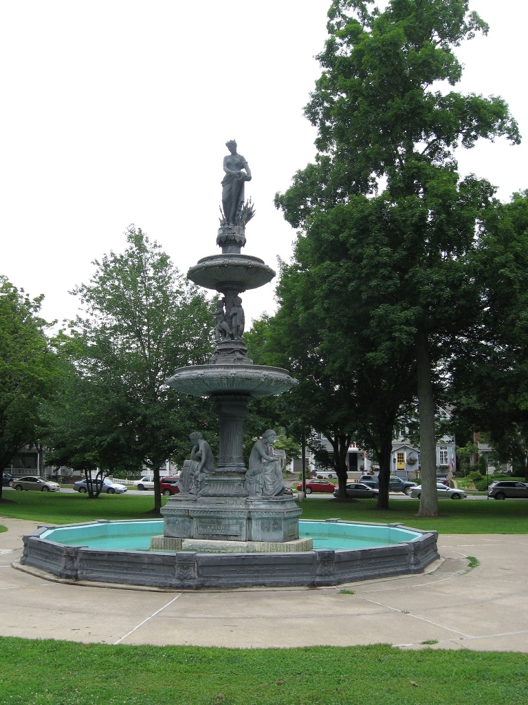 07fountain.jpg