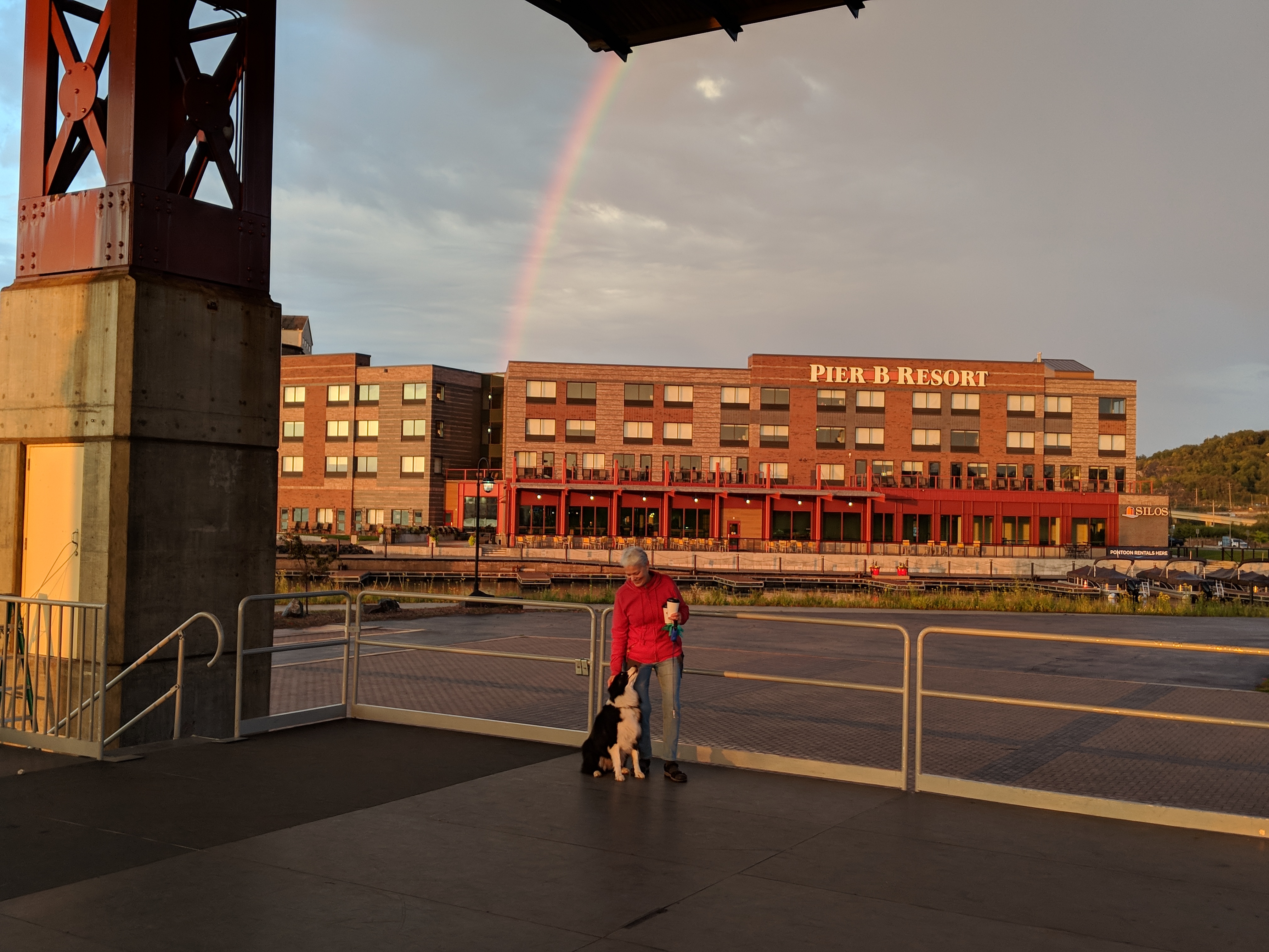 pics/500duluth_rainbow.jpg